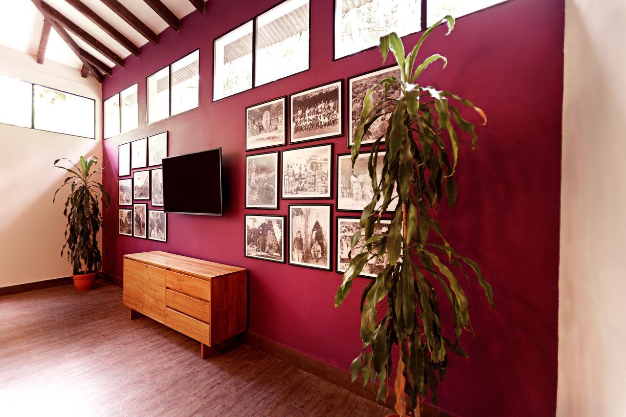 Jungle Lodge Tikal Hostal Extérieur photo